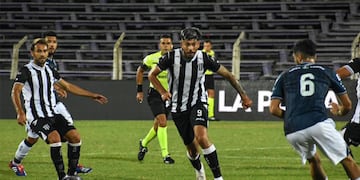 Independiente Rivadavia y Gimnasia de Mendoza, ya se enfrentaron en Uruguay, por la Copa 90 años de Fútbol Profesional de la serie Río de la Plata. Este miércoles juegan una especie de revancha.