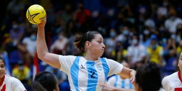Sofía Manzano, la mendocina que fue confirmada en Selección Argentina de handball para los Juegos Sudamericanos Odesur.