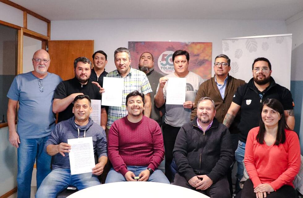 El Municipio de Tolhuin acuerda aumentos salariales con los Gremios