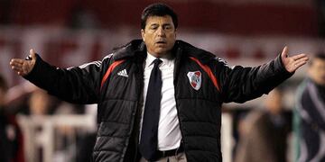 Daniel Passarella rompió el silencio y se refirió a los rumores que hablaron de una enfermedad.