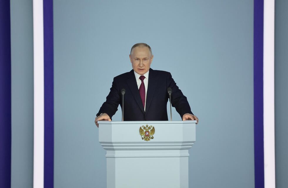 Vladímir Putin desestimó finalizar la guerra y acusó a Occidente de querer “infligir una derrota estratégica a Rusia”