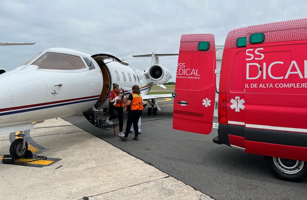 El avión sanitario trasladó a una bebé de 10 meses al Garrahan