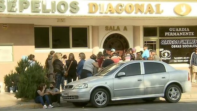 Familiares y amigos de Luciano Olivera le dieron el último adiós al chico asesinado por la policía en Miramar