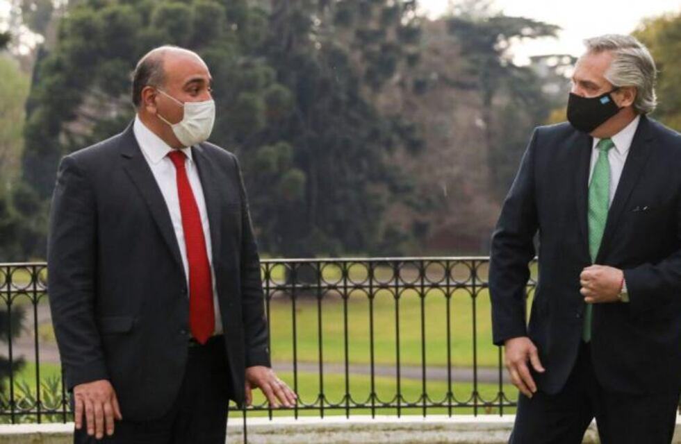 El gobernador Manzur viajó a Buenos Aires para firmar el Pacto Fiscal