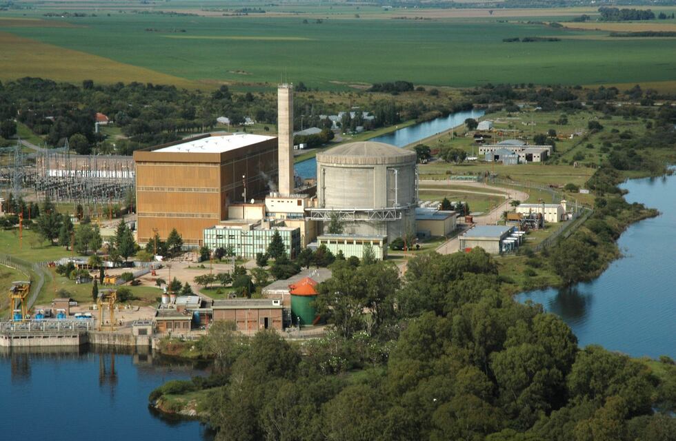 Se incendió un galpón colindante a la Central Nuclear de Embalse y hubo preocupación entre los vecinos