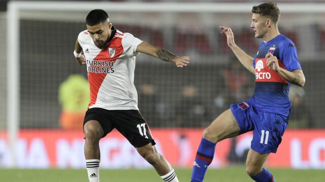 Colidio aprovechó un error del fondo de River y puso el 2-1 para Tigre. (Fotobaires)