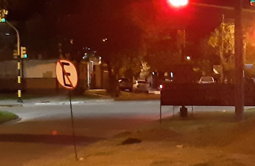 Cerca de las once de la noche habrían trasladado a algunas personas de la EPEP Nº 18