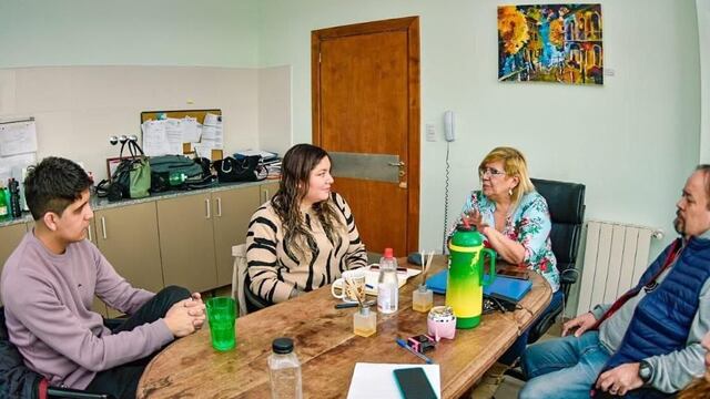 Belén Molina mantuvo una reunión con la Asociación Civil Reencontrándonos