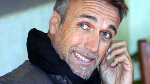 "Batigol" tiene 53 años y vive en Reconquista desde que se retiró del deporte profesional.