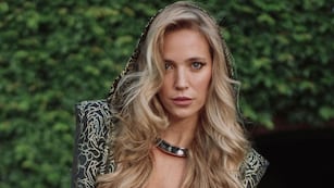 Luisana Lopilato deslumbró con un outfit de playa ultra escotado: “Sacando a la luz unas fotitos…”.