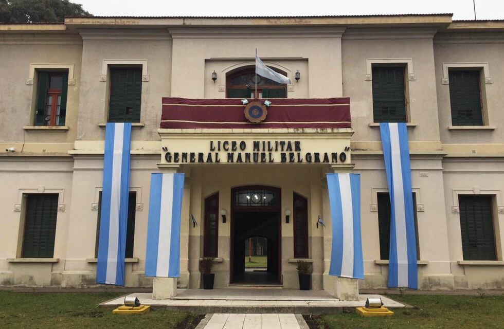Analizan usar como vacunatorio el Liceo Militar de Santa Fe