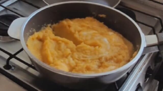 Cómo hacer polenta de calabaza.