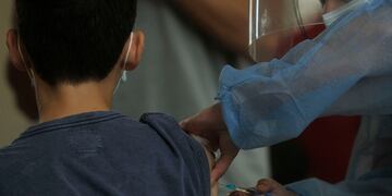 Habilitan en Tandil la vacunación libre contra el coronavirus para mayores de 18 años