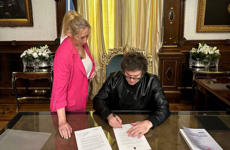 Javier Milei invitó al Papa Francisco a visitar a la Argentina