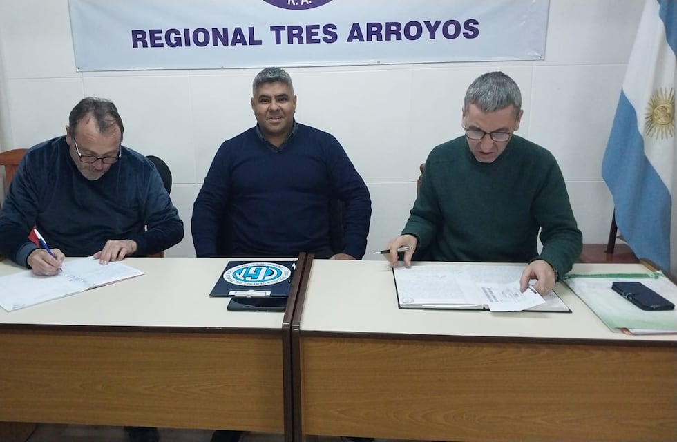 Rubén Carbajal presente en el lanzamiento del local partidario Derecho al Futuro y en la charla sobre adicciones de Gastón Pauls
