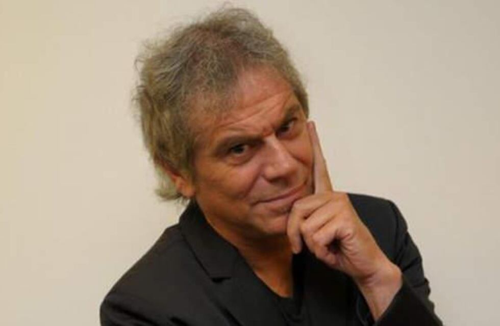 Beto Casella cruzó a Pablo Layús en Twitter tras un comentario sobre el rostro del conductor