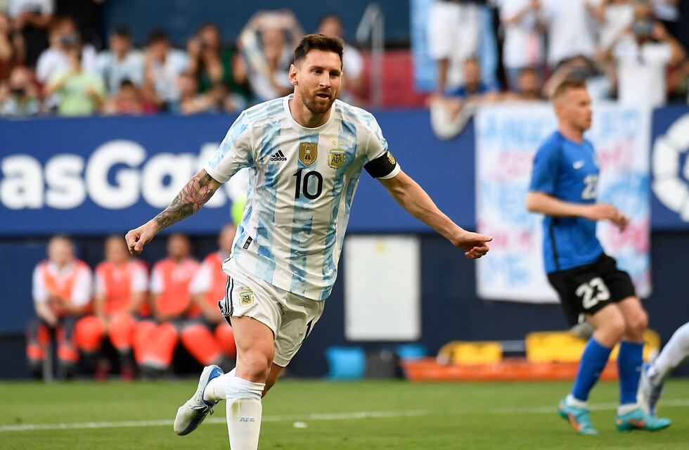 Los cinco goles de Messi para que Argentina le gane a Estonia