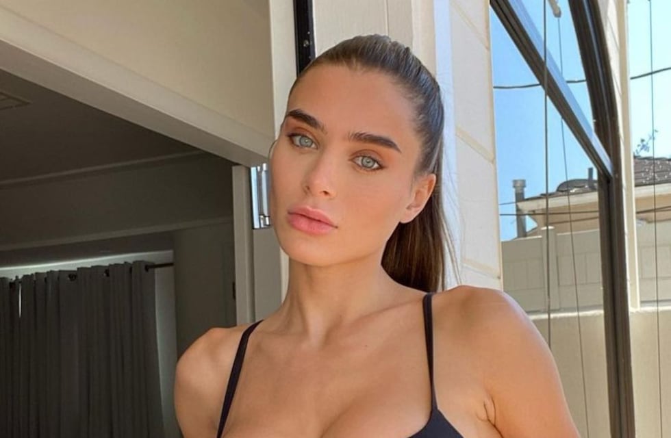 Con transparencias y corset, Lana Rhoades conquistó Instagram