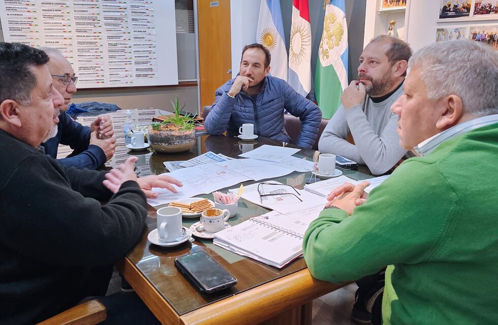 El ingeniero Daniel Lafarina se une a Margonari, Pucheta y Beigveder para diagramar la obra de cloacas del Sector Sur