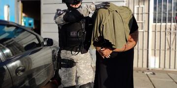 Desarticularon dos kioscos de droga en Villa Urquiza