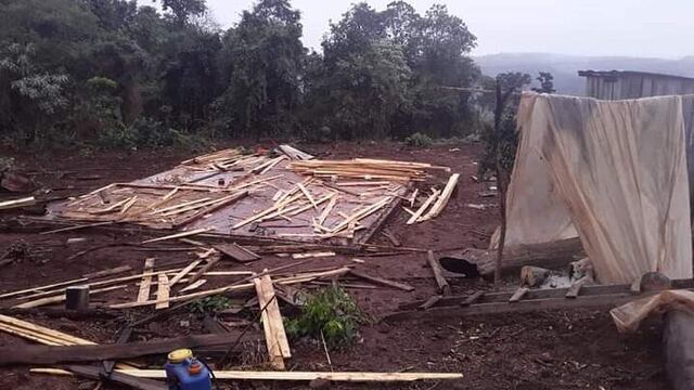 Intentan resolver problema de tierras de las familias desalojadas en San Vicente.