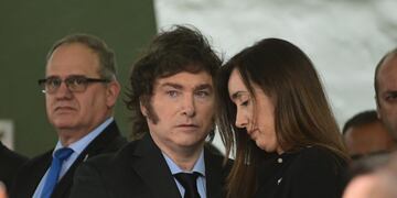 Javier Milei y Victoria Villarruel participaron del acto por el atentado a la embajada de Israel - Foto Clarín