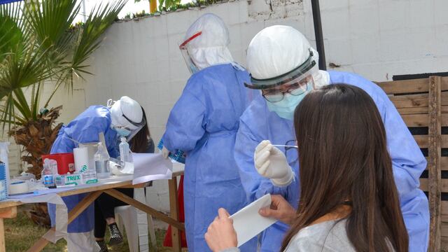 La cantidad de nuevos casos detectados en los últimos días ha permanecido relativamente constante. SI San Juan