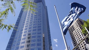 Fallo catastrófico por YPF: Argentina deberá pagar 16.000 millones de dólares por la expropiación (Foto archivo)