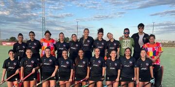 Jugadoras de Hockey del San Miguel y el Cultural Selección de la Federación del Oeste