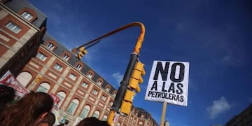 Miles de marplatenses se concentraron nuevamente en la Rambla de los Lobos Marinos, en el marco del Oceanazo.