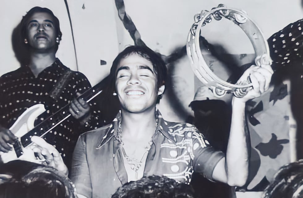 El impresionante mural de La Mona Jiménez que pintaron en una concurrida esquina de Córdoba