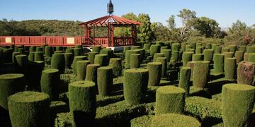 En Los Cocos se encuentra El Descanso, de ligustros con esculturas, fuentes, juegos y otros atractivos. (Gentileza: El Descanso)