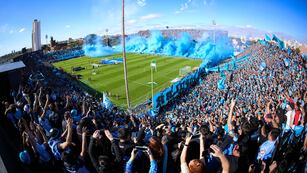 El joven fue consultado en las inmediaciones del Julio César Villagra, estadio de Belgrano.