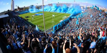 El Gigante Julio César Villagra a pleno.