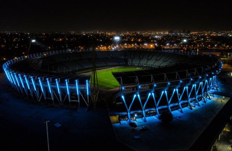 El Kempes también le puso color a la vuelta olímpica de Belgrano