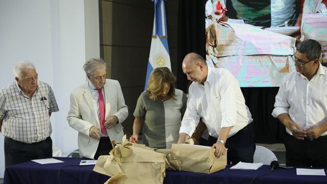 Tres ofertas para el acueducto Tostado Villa Minetti