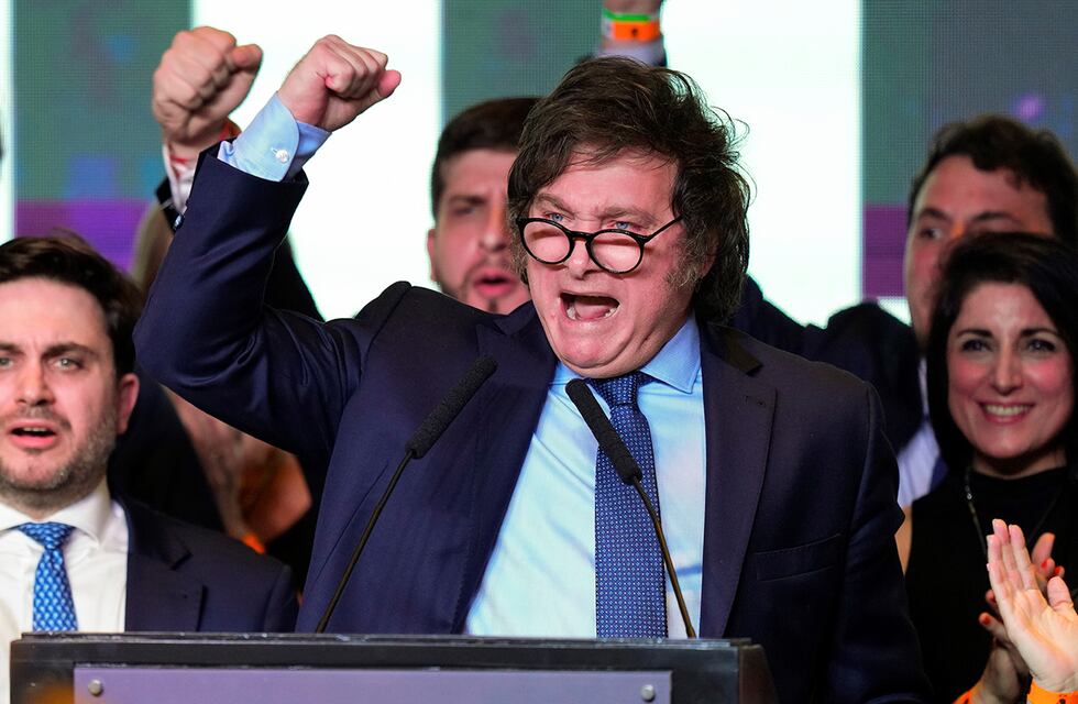 Milei pidió a sus votantes que aporten “esfuerzo” y fiscalicen: “Las cosas no cambian desde Twitter”