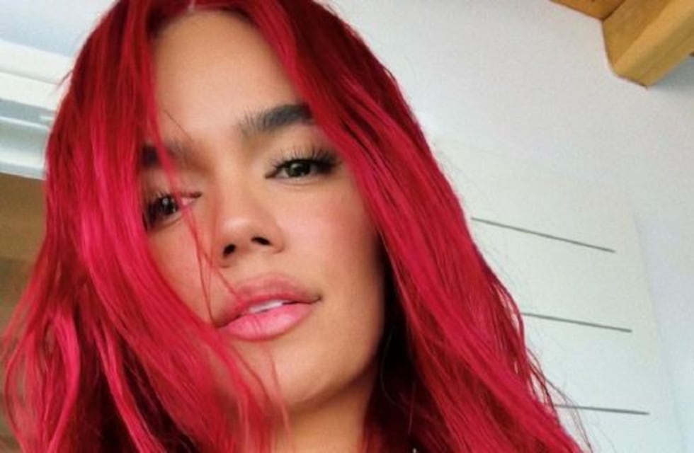 Karol G le regaló 10 mil dólares a un fan en un concierto de su “Strip Love Tour”