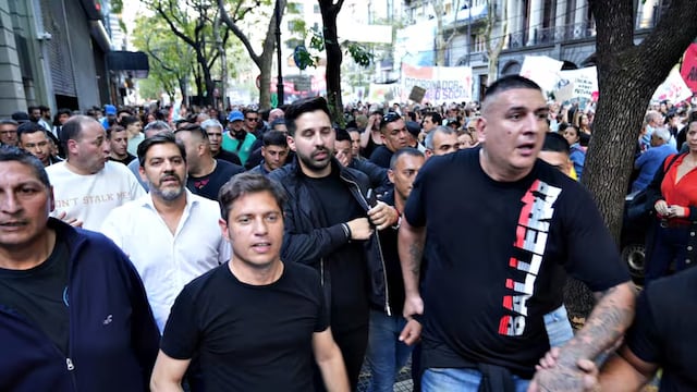 Axel Kicillof en la marcha universitaria en Buenos Aires - Foto La Nación