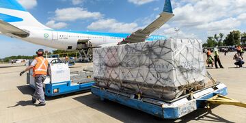 Llegó a Ezeiza el vuelo de Aerolíneas que trajo de Rusia la segunda tanda de vacunas Sputnik V (Foto: Aerolíneas Argentinas)