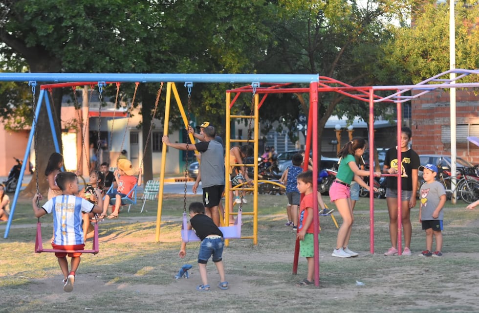 “Hacemos Plaza” se vistió de fiesta en barrio Martín Fierro
