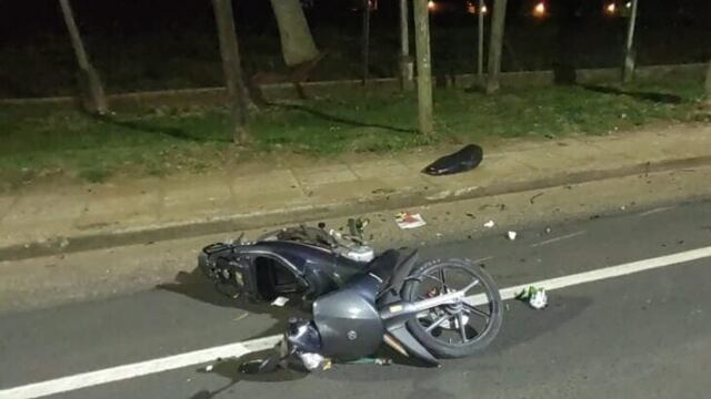 El motociclista de 34 años perdió a vida en el acto,
