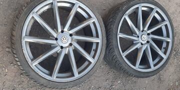 Elementos secuestrados en barrio Villa Rivera Indarte.