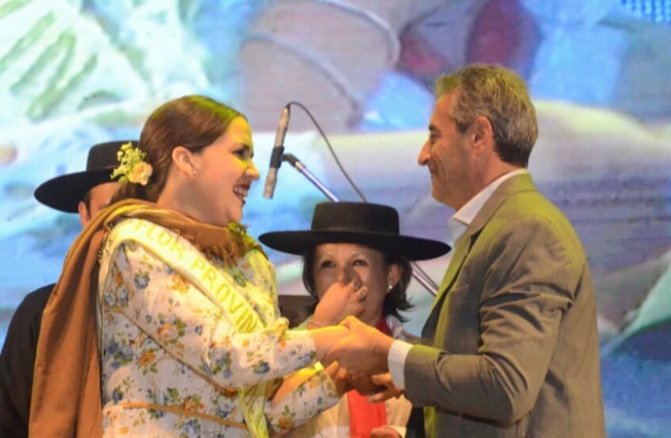 Las nuevas paisanas provinciales, que representan la tradición mendocina, son de San Carlos y Maipú