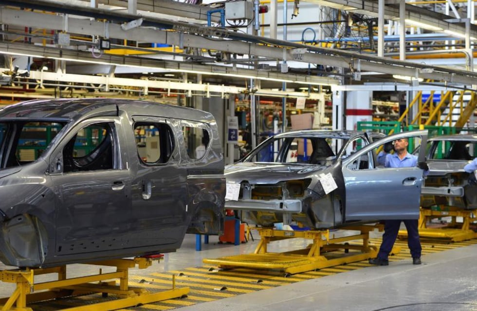 Trabajo en Córdoba: Renault incorporará al menos a 150 empleados