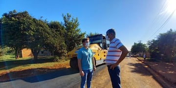 Puerto Esperanza: Vialidad Provincial asfalta calles del municipio