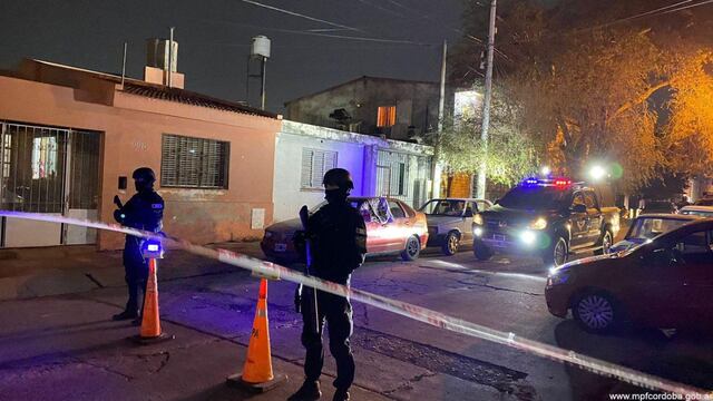 Dos allanamientos cerca del estadio de Belgrano desbarataron un punto de venta y almacén de venta de drogas.