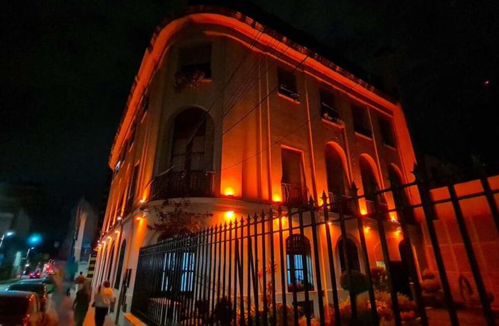 El Siprosa se tiñó de naranja en adhesión al Día de la Seguridad del Paciente