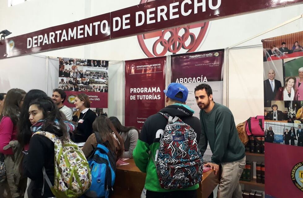Muestra de Carreras de Bahía y la región