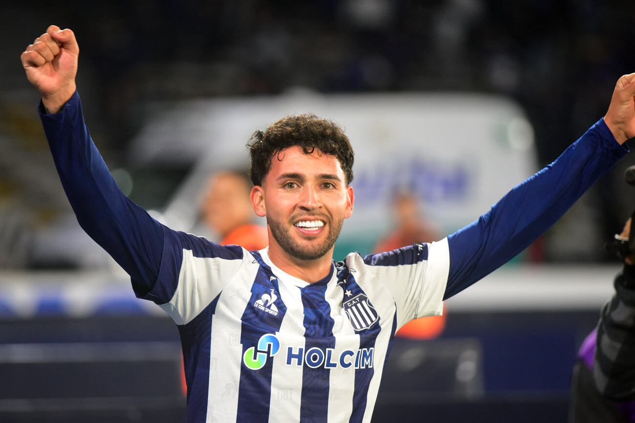 Talleres venció a Sarmiento en el estadio Kempes con gol de Nahuel Bustos.  (Nicolás Bravo / La Voz)